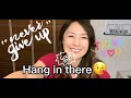 【hangを使った熟語★5選】を使い分けよう♪ややこしい熟語を例文で覚えよう❣　hang on hang up hang out hang over hang in there 英文制作