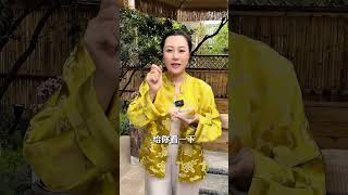 黄翡手镯，浓烈向阳而升 #天然翡翠 #翡翠 #翡翠手鐲