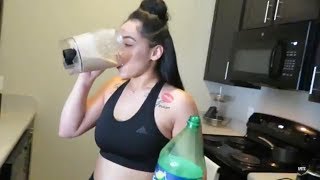 AMANDA DRINKS THE NASTIEST SMOOTHIE EVER!!