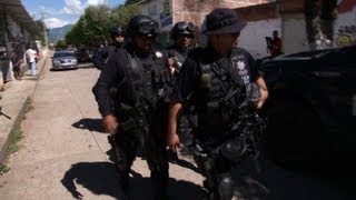 Mexican town in a state of siege against drug cartel