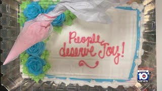 Florida Publix store's bakery refuses to write 'trans' on cake
