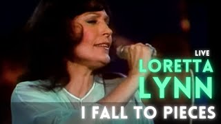 Loretta Lynn - I Fall To Pieces (Medley)