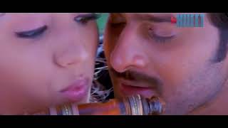 Prabhas - Pournami Movie - Yevaro Ravali Video Song