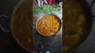 সরস্বতী পূজা স্পেশাল নিরামিষ আলুর দম।#bengali #cooking #video #viral #youtubeshorts #home #kitchen