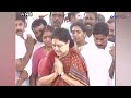 sasikala cries at jayalalithaa s memorial oneindia news