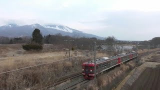 しなの鉄道　2022ダイヤ改正後始発風景　 浅間山と御代田駅　