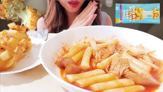 ASMR 咀嚼音|業務スーパー🛒見つけたら即買い！話題のあれを教えます【じゃかチーズハットク🧀】Popular Korean Snacks: Cheese Hotdog \u0026 Tteokbokki!