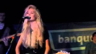 Nina Nesbitt - Selfies (U18 Show) (HD) - McClusky's - 20.02.14