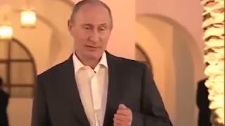 Путин пытается оправдать свою молитву у Стены Плача