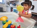 艾絲琳妹妹在幼稚園玩水 2y3m