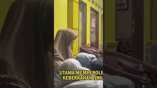 momen santri ini menunjukkan adab kepada gurunya #shortvideo #viralvideo #ardi_official