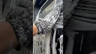 How To Wash a Muddy Off-Road Truck | PileDriver Ultimate Detailing Mitt