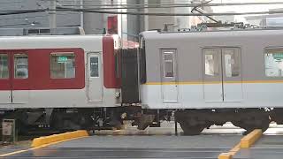 近鉄9020系EW51編成+近鉄9200系FC53編成普通大阪上本町行き高安駅到着