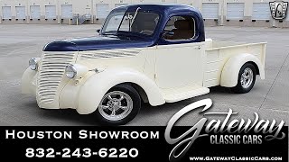 1940 D2 International Gateway Classic Cars #1525 Houston Showroom