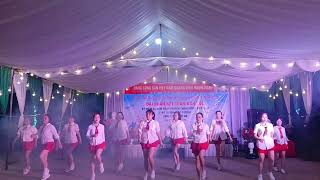 Team shuffle dance Bách Hoá Quan Triều ( Nông Thôn Ngày Mới )