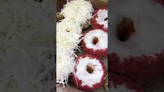 Kapan lagii beli donat selembuttt kapas😍😍🥰 #donuts #donat