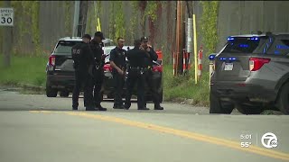 2 Detroit police officers shot on city's east side, suspect dead