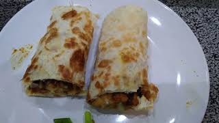 chicken roll recipe//simple and quick snack చికెన్ రోల్ ఇలా ట్రై చేయండి .