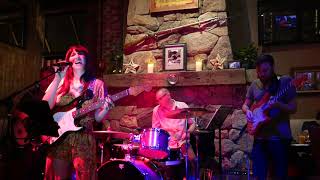 Sonya Rae Taylor w/Paulie Cerra - Ain't No Love In The Heart Of The City - 8/10/17 Boston