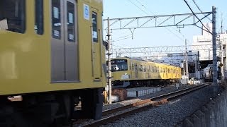 西武拝島線2000系・新宿線3000系　小平駅続けて発車