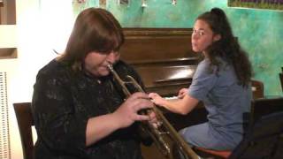 Marta B. and Eszter Idranyi play Take Five (experimentation)