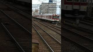 近鉄2610系+2410系（2620f+2418f）普通車　鶴橋駅到着