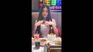 【千万别喝水】中国海底捞火锅店，生日祝福搞笑合集/China Haidilao hot pot restaurant, a collection of funny birthday wishes