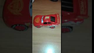 Disney Cars Şimşek Mcqueen Çek Bırak Işıklı Sesli Pilli Araba