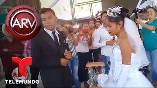 Los novios más tristes del mundo se casaron en México | Al Rojo Vivo | Telemundo