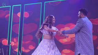 Dekha Hazaro Dafaa | Lovely couple dance performance | 5 Colors Events & Entertainment.