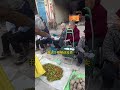 yi pretends to be a beggar and begs in the market. there are still many kind people