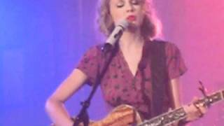 Taylor Swift - Back To December - Private concert NYC - 10/26