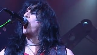 Twisted Sister - We're Not Gonna Take It (A Twisted Christmas Live)