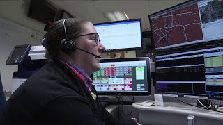 911 dispatcher helps deliver baby over phone