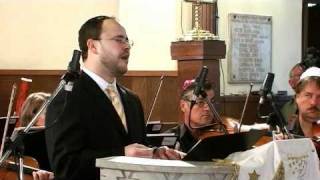 Cantor Immanuel Zucker, sing Yossele Rosenblatt: Hamavdil