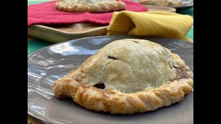 Cornish Pasty o Pastes Tradicionales  - La Cocina Mestiza - Sonia Ortiz con Sonya Santos