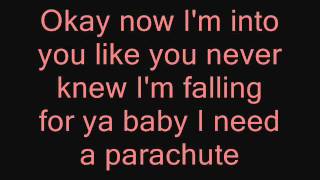 Jennifer Lopez ft. Lil Wayne-I'm into you(Lyrics)