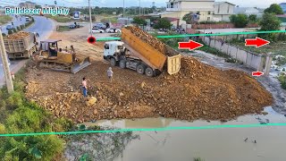 Wonderful Extreme  Bulldozer Push Soil & Stone, Processing Filling Up The Land huge, Dump Truck