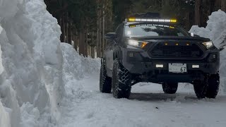 爆走スノーアタック！RAV4とジムニー雪道でどっちが強い？