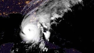 Hurricane Ian Nears Florida Coast, Threatening Floods, Winds