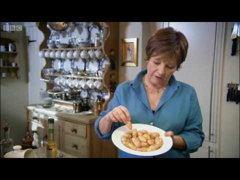 Spanish pork stew - Delia - BBC Spanish pork stew - Delia - BBC