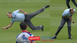 Nasser Hussain dropping the ball during a slip catching demonstration