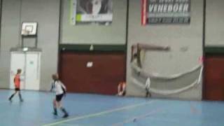 Drachtster Boys E1/E2 trainen in de zaal