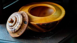 Woodturning - Turning a Cherry pot with a Elm (Burl) lid 😍