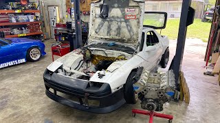 Putting a More Powerful Engine in my FC RX7 and Tearing Apart the Blown Up One.
