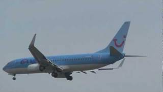 CanJet 737 Lands RWY05