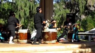 2010 Okinawan Festival Hawaii - Ryukyu Kobudo Taiko