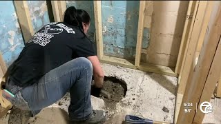 All female plumbing company battles stereotypes while getting their hands dirty