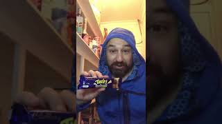 Seedoeatreview presents: A 45 second pantry review with the Cadbury - Twirl: Breakaway!