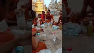 ព្រះសង្ឃ ធុតង្គ